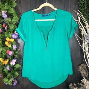 ,🌼3/$30🌼Apt. 9 Short Sleeve Zipper Top XS